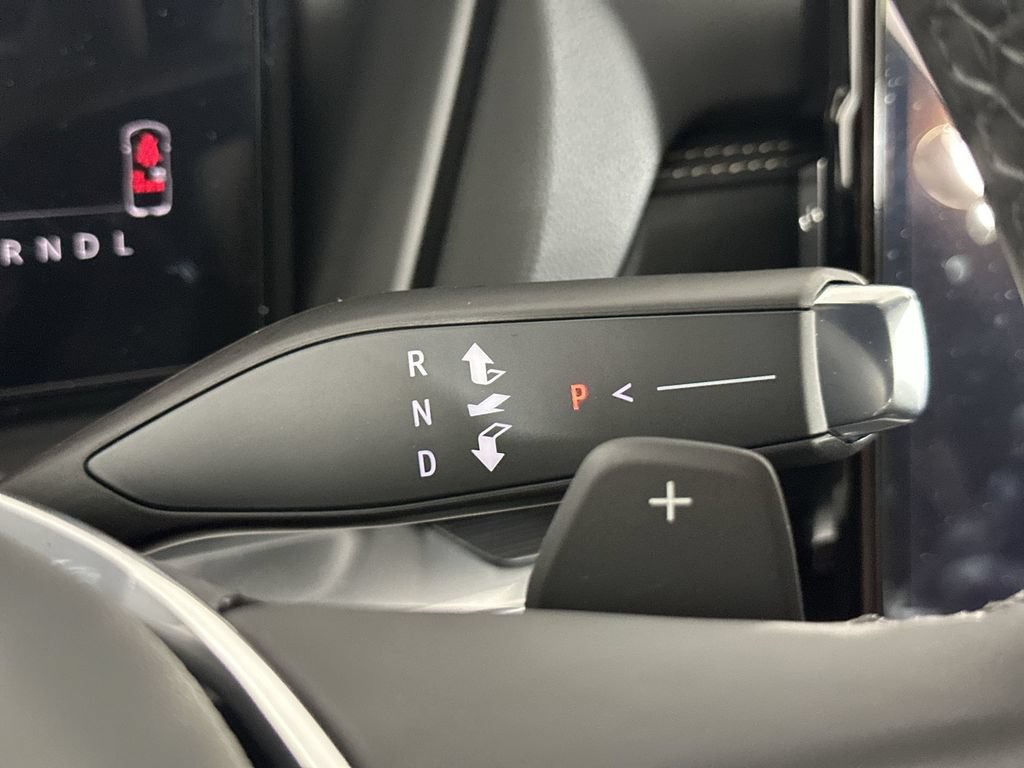 New 2027 GMC Terrain Elevation w/ Elevation Premium Package AWD/4WD image 17