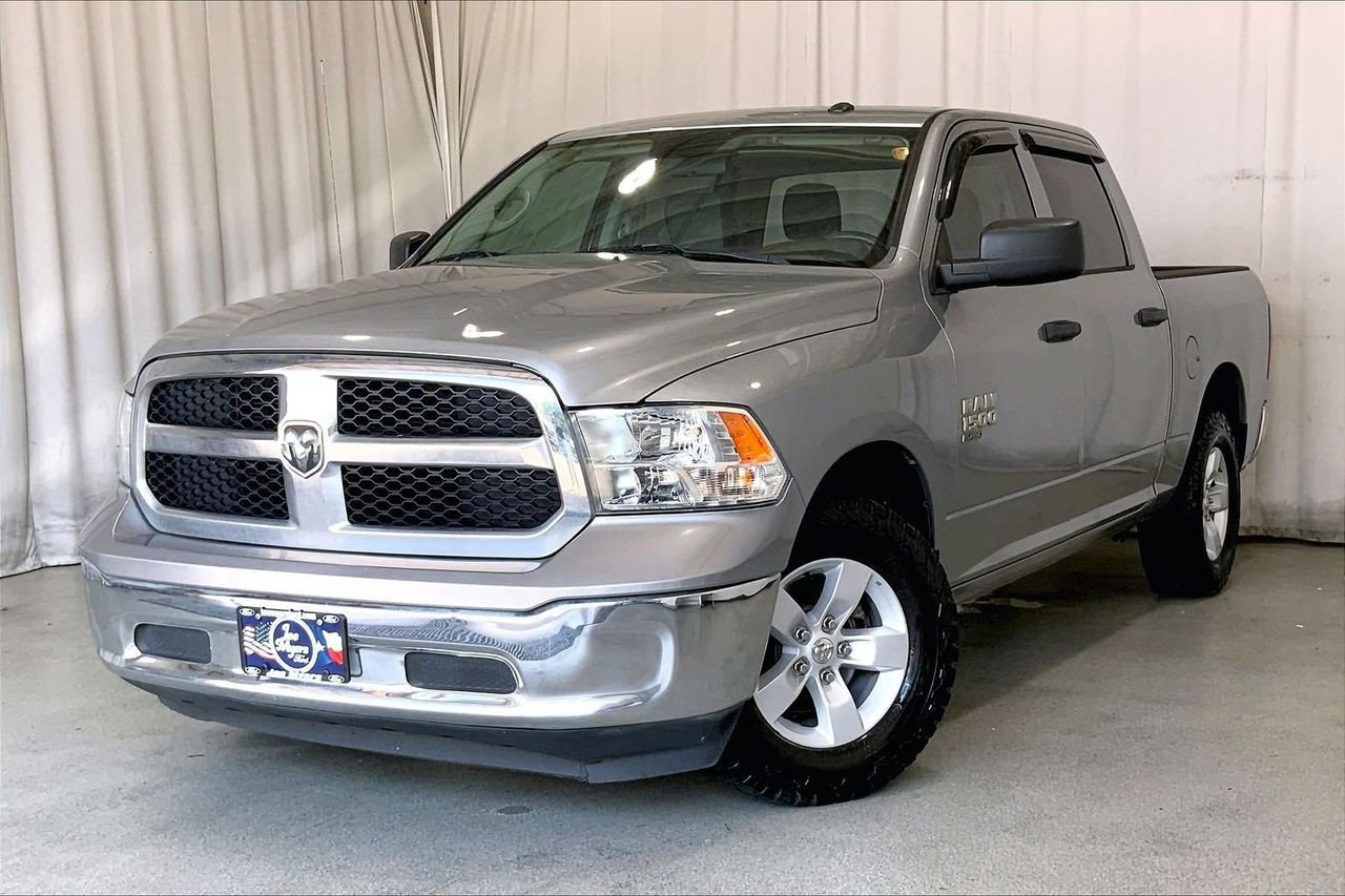 Used 2022 RAM 1500 Tradesman w/ Chrome Plus Package RWD image 12