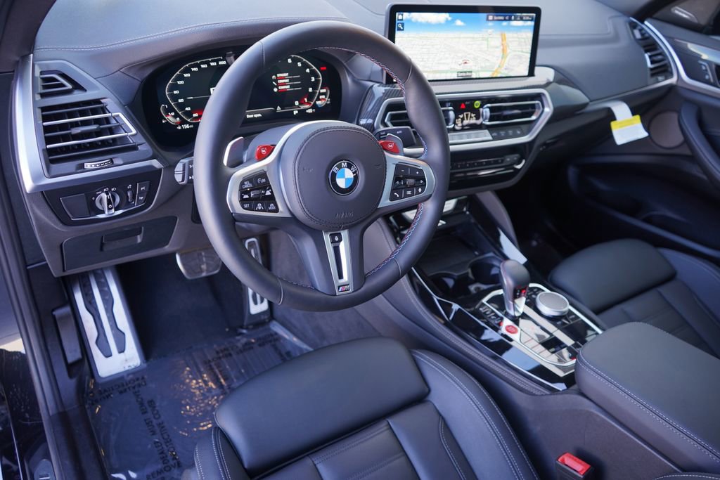 Used 2025 BMW X4 M w/ Executive Package image 13