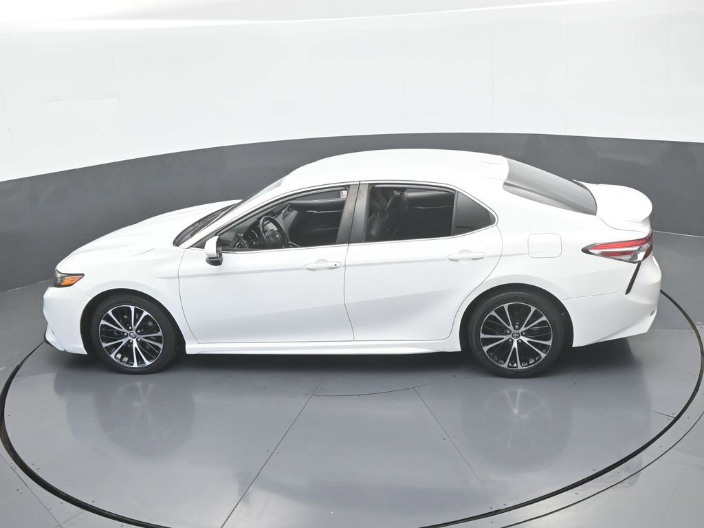 Used 2020 Toyota Camry SE image 41