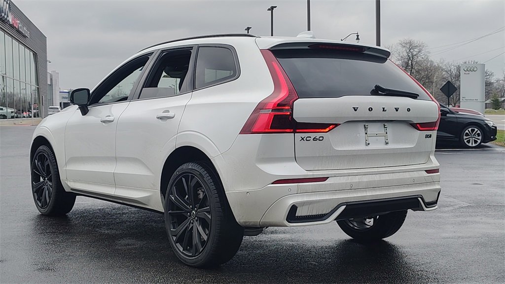 New 2026 Volvo XC60 B5 Ultra w/ Climate Package image 4