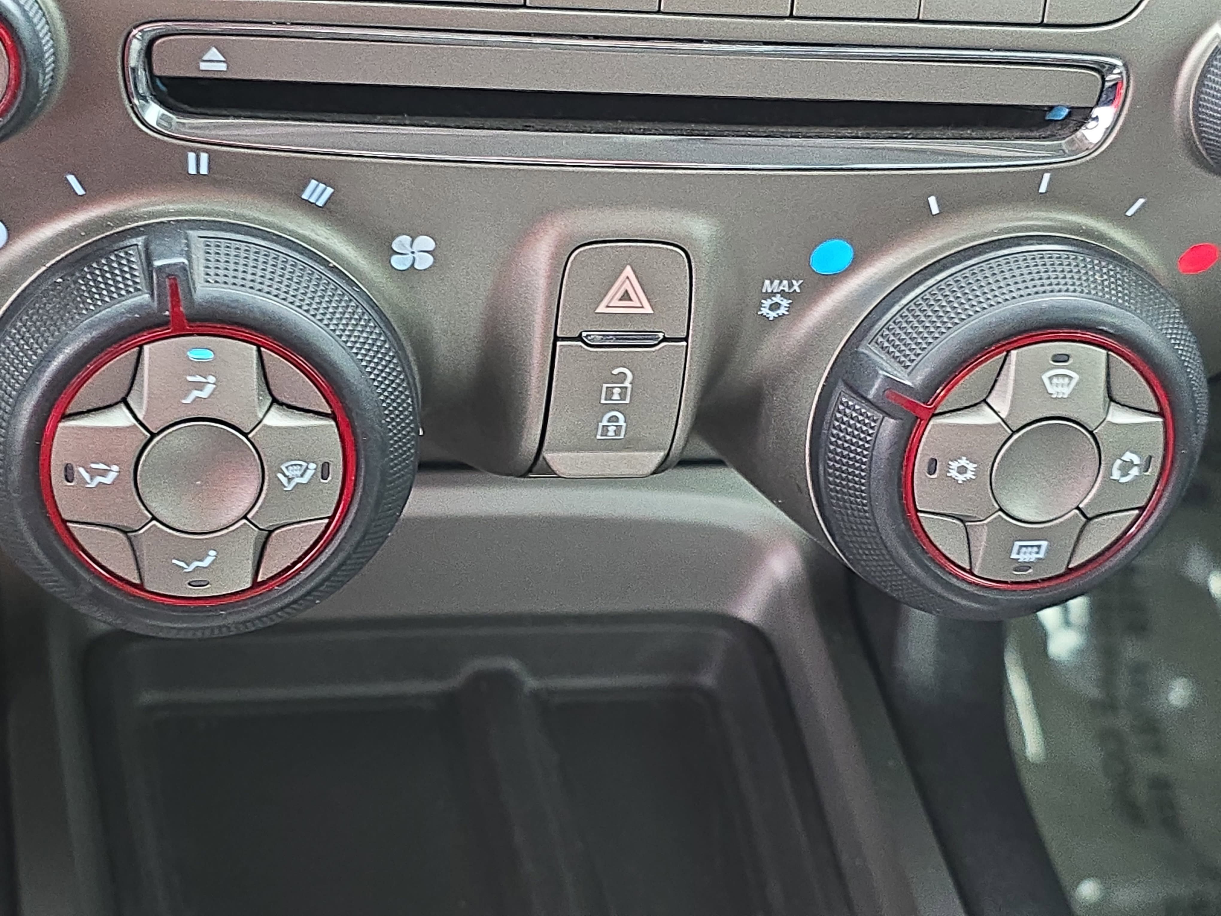 Used 2014 Chevrolet Camaro LS RWD image 21