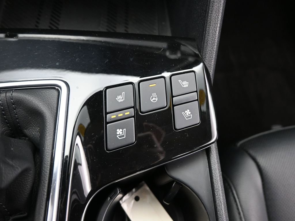 Used 2023 Kia Sportage SX image 30