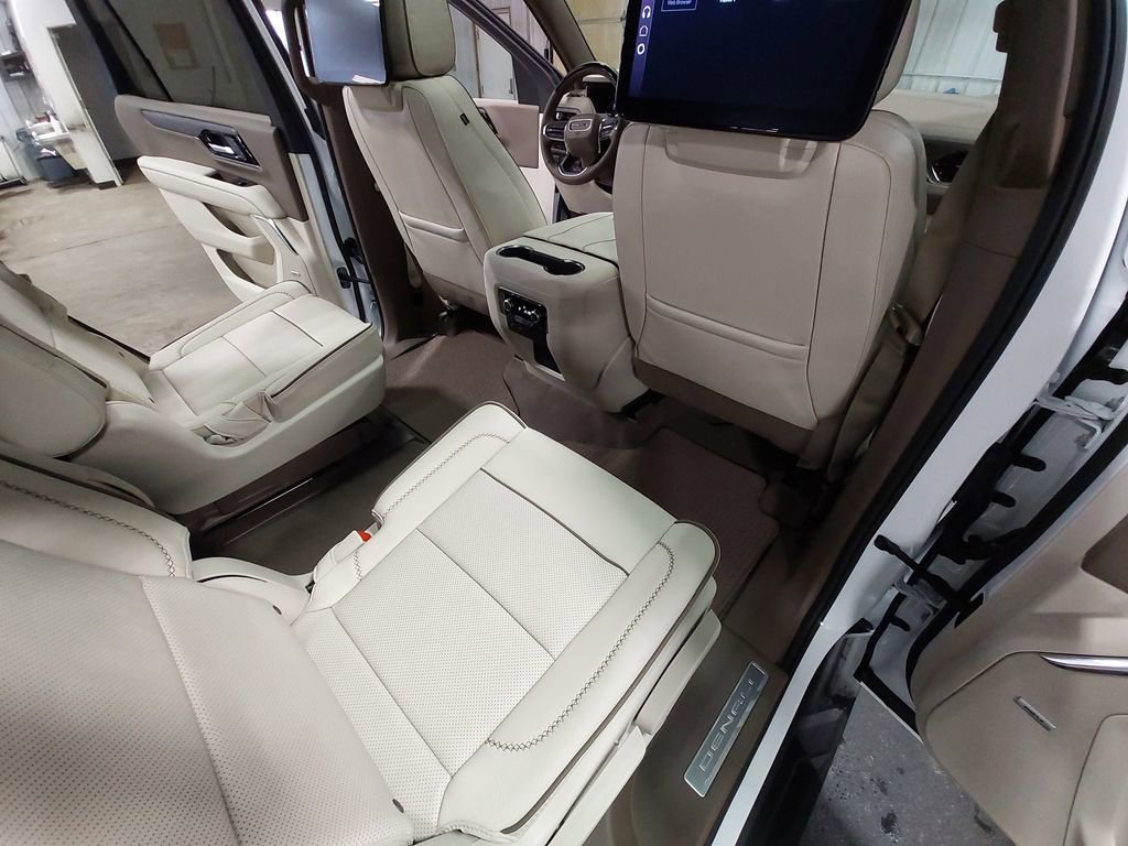 New 2026 GMC Yukon Denali w/ Advanced Technology Package image 11