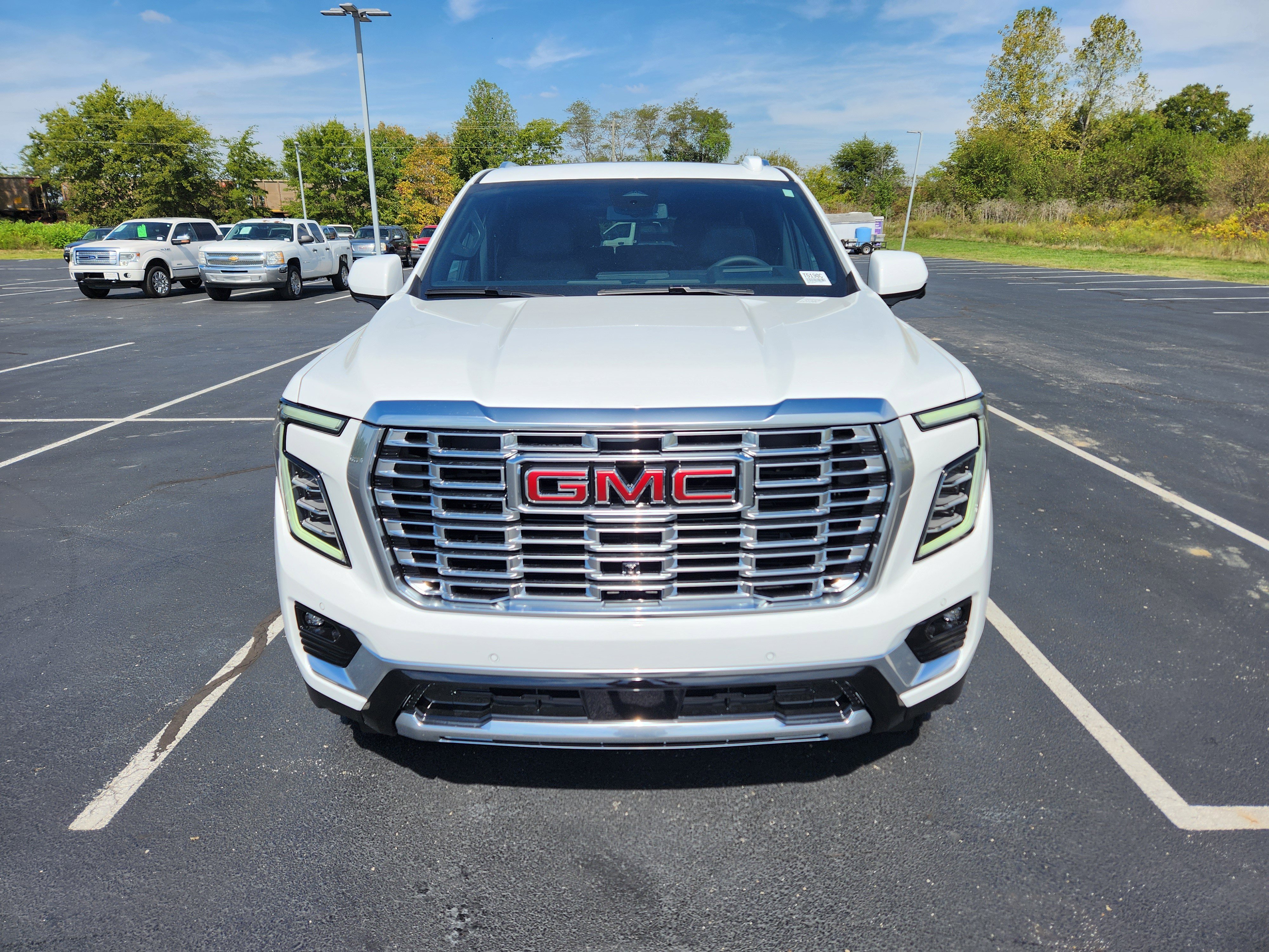 New 2026 GMC Yukon XL Denali image 2