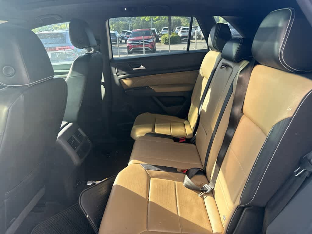 Used 2022 Volkswagen Atlas Cross Sport SE AWD/4WD image 22