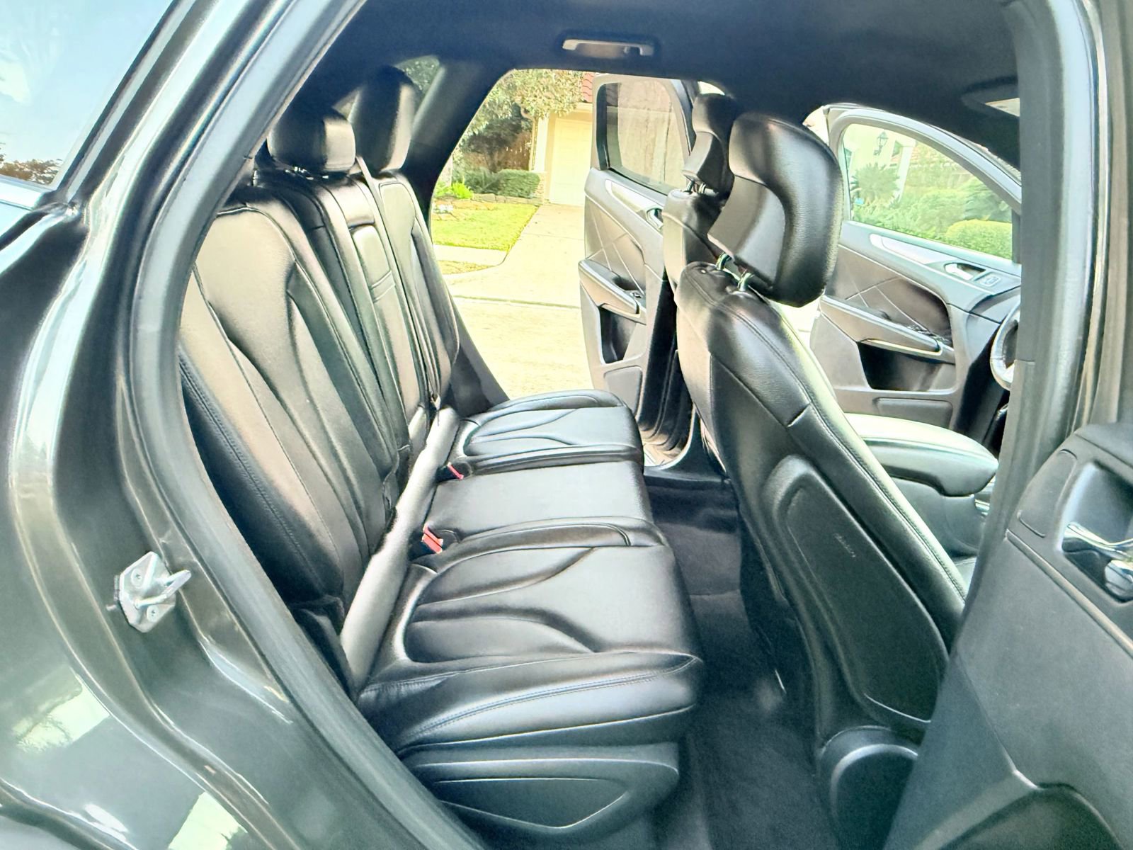 Used 2017 Lincoln MKC Premiere image 13