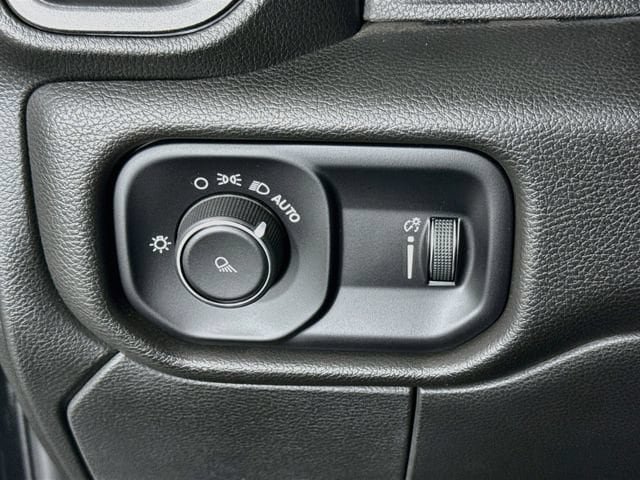 Used 2022 RAM 2500 Tradesman AWD/4WD image 10