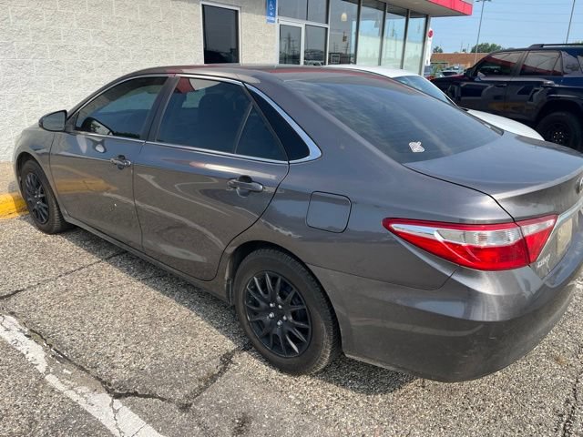 Used 2016 Toyota Camry LE FWD image 7