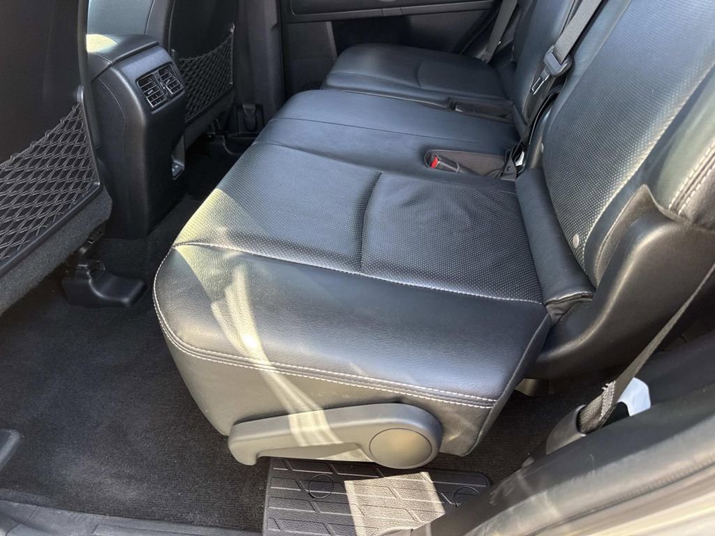 Used 2024 Toyota 4Runner Limited AWD/4WD image 17
