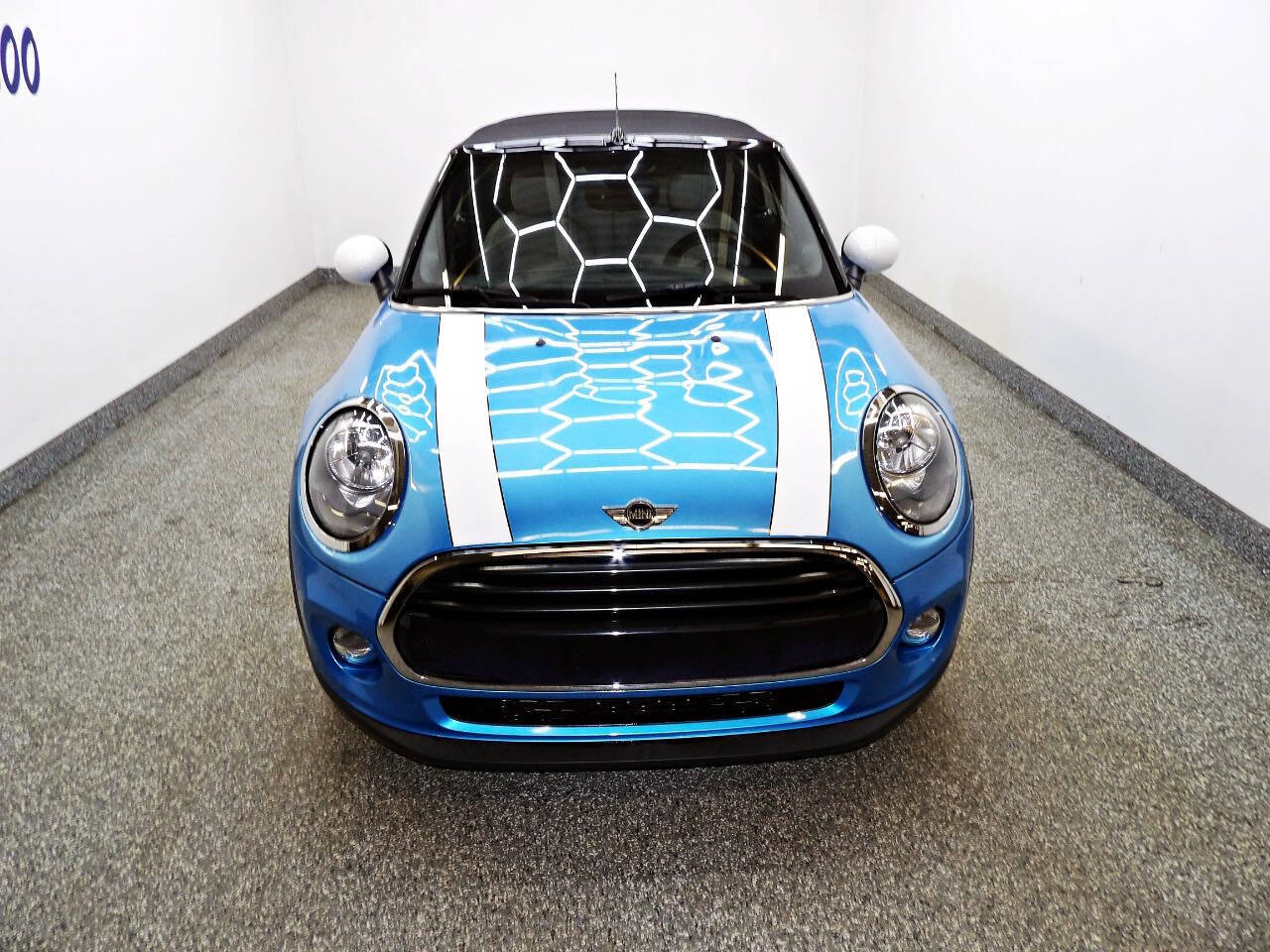 Used 2017 MINI Cooper Convertible image 2