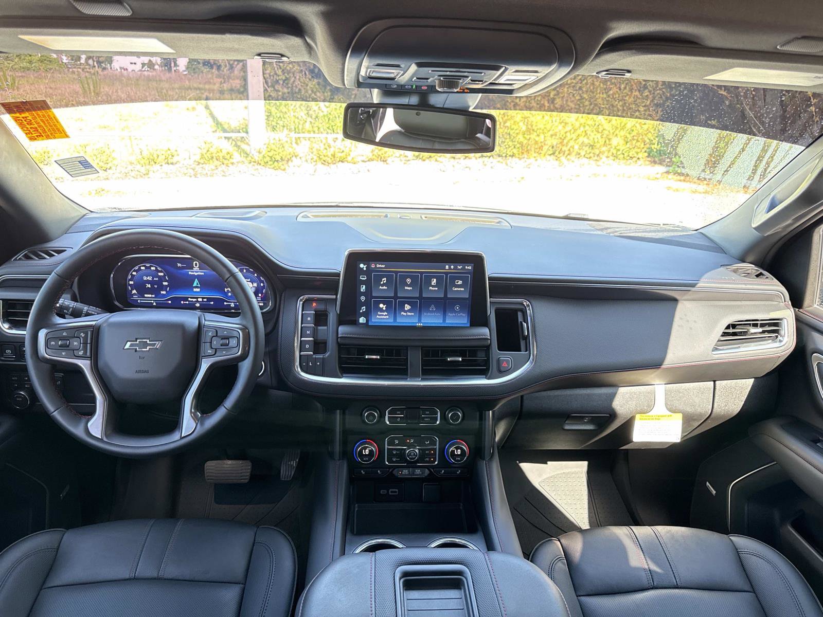 Used 2024 Chevrolet Tahoe RST w/ Luxury Package AWD/4WD image 13