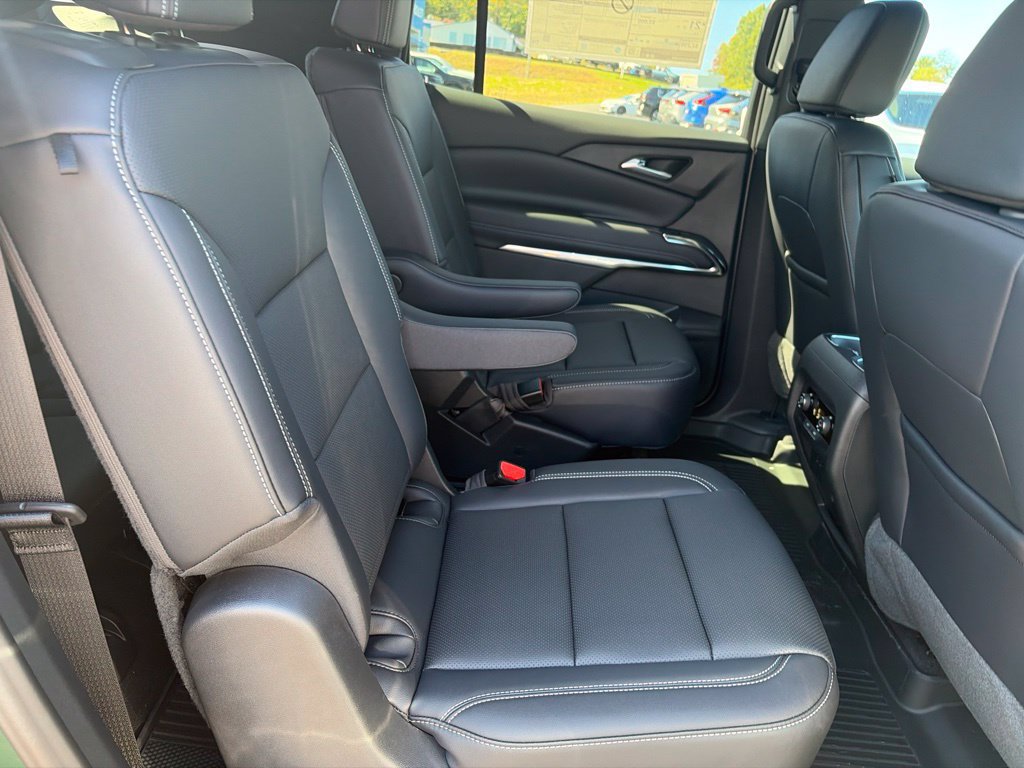 New 2027 Chevrolet Traverse LT w/ Midnight/Sport Edition AWD/4WD image 38