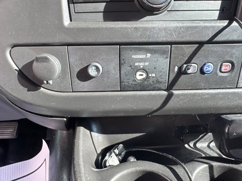 Used 2024 Chevrolet Express 3500 LS RWD image 25