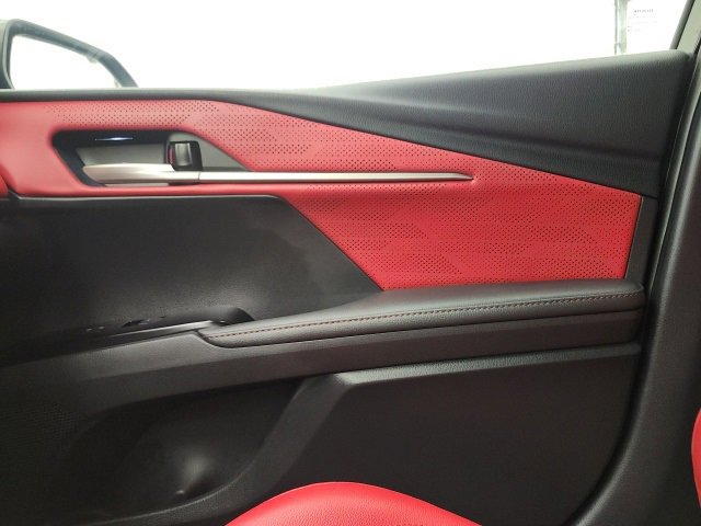 Used 2025 Toyota Camry XSE w/ Premium Package image 75