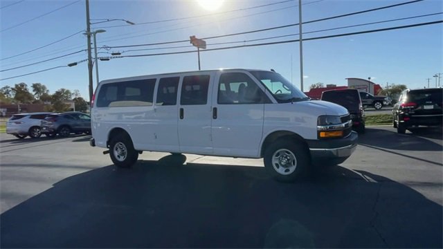 Used 2020 Chevrolet Express 3500 LT w/ LT Preferred Equipment Group image 2