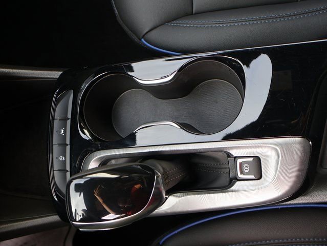 Certified 2025 Buick Envista Sport Touring image 28