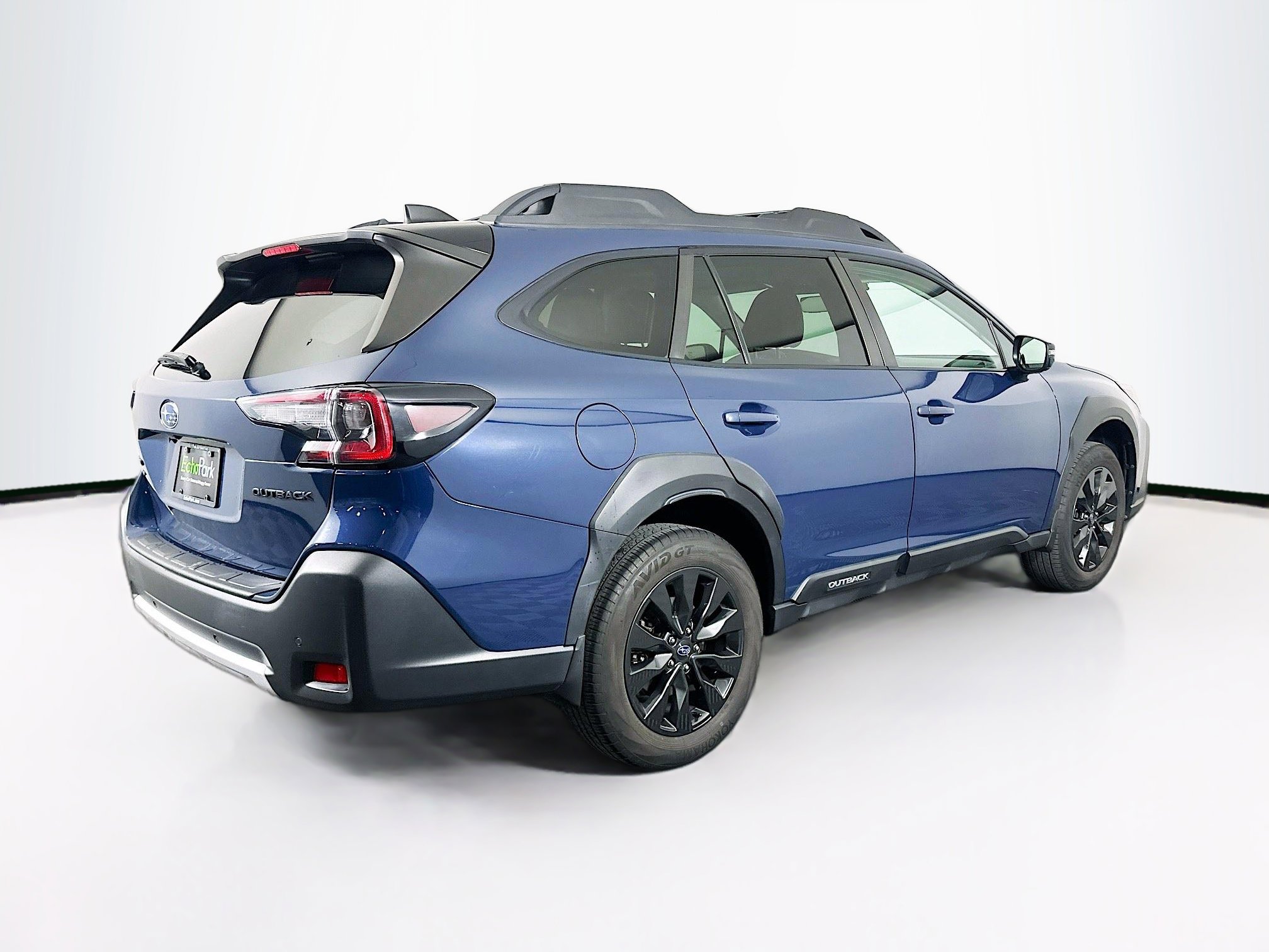 Used 2023 Subaru Outback Onyx Edition image 9