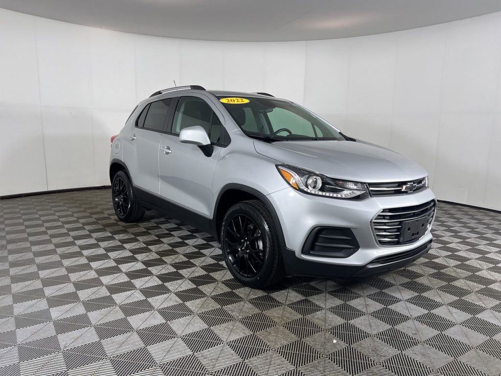 Used 2022 Chevrolet Trax LT w/ Driver Confidence Package