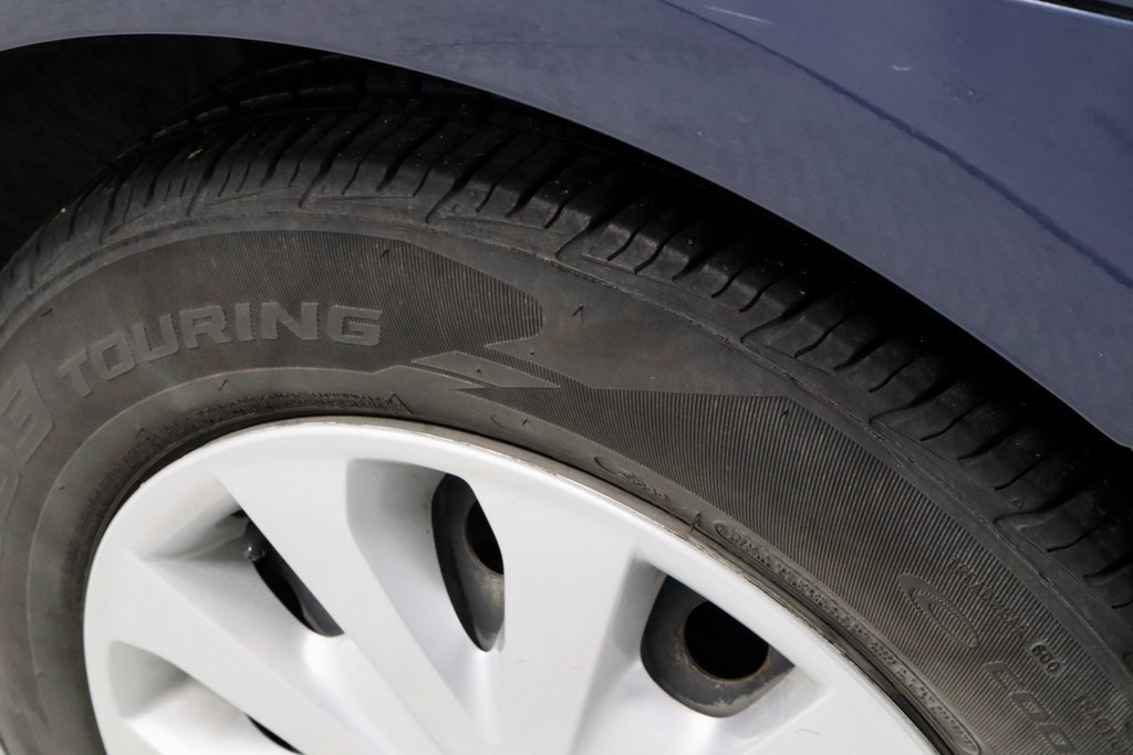 Used 2013 Nissan Versa S image 18