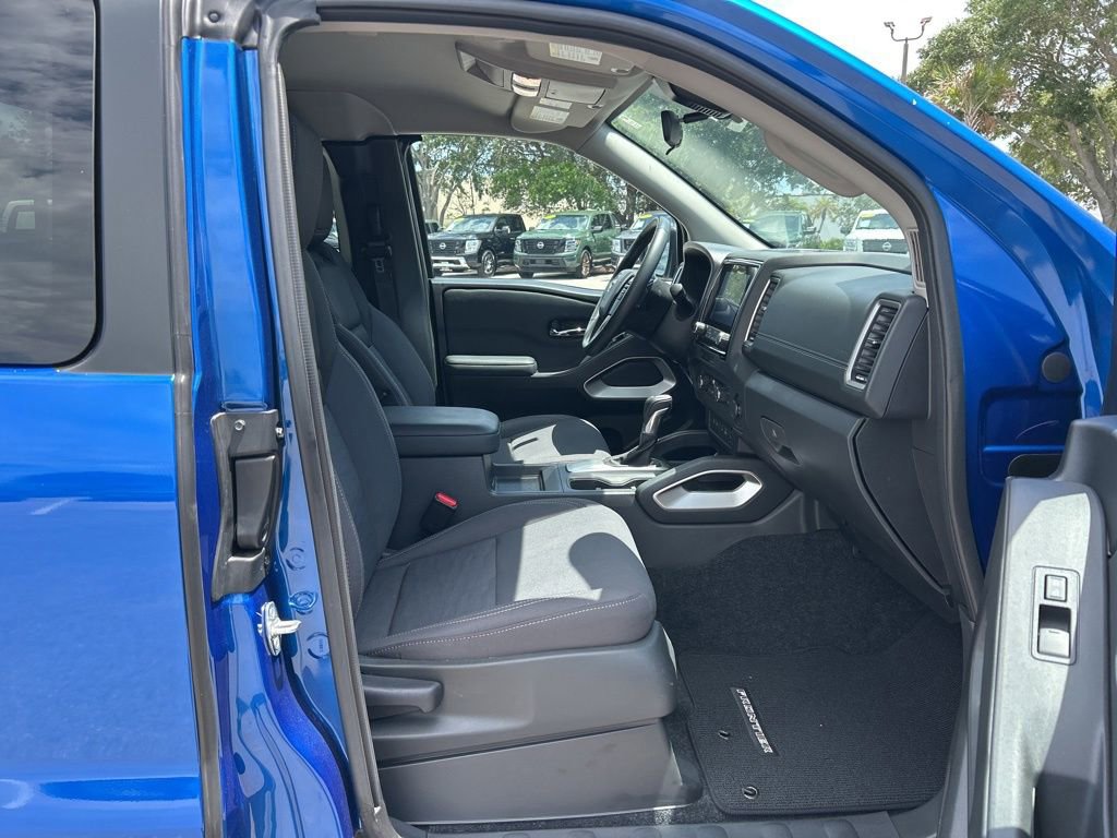 Certified 2024 Nissan Frontier SV w/ SV Convenience Package RWD image 40