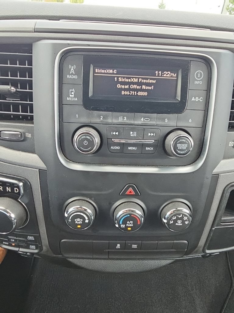 Used 2018 RAM 1500 Express AWD/4WD image 11