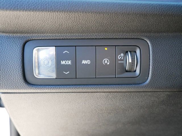 Used 2024 Chevrolet Traverse Z71 w/ Enhanced Driving Package image 18