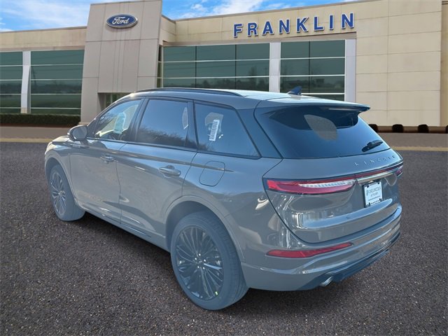 New 2026 Lincoln Corsair Premiere image 5