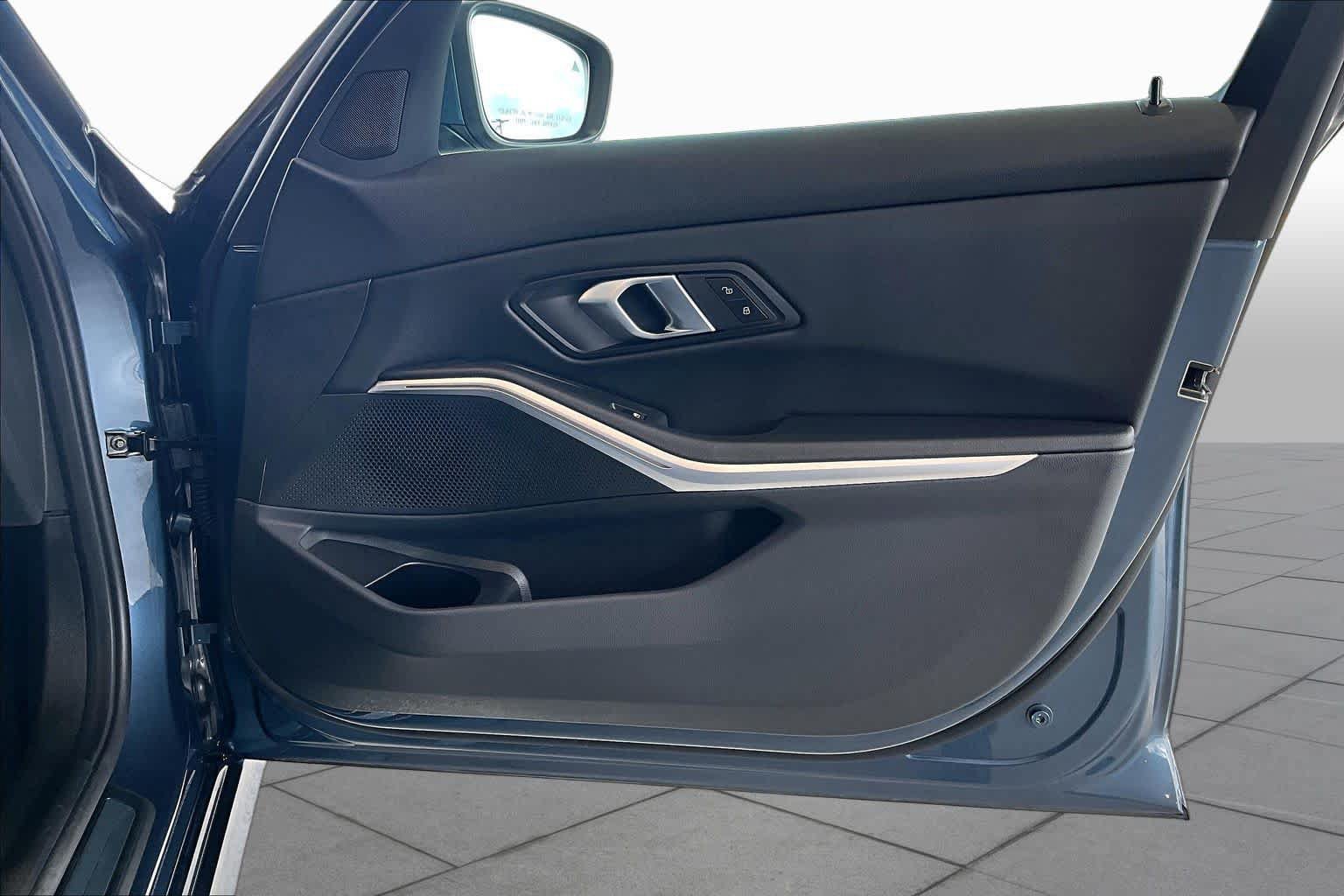 Used 2026 BMW 330i Sedan RWD image 24