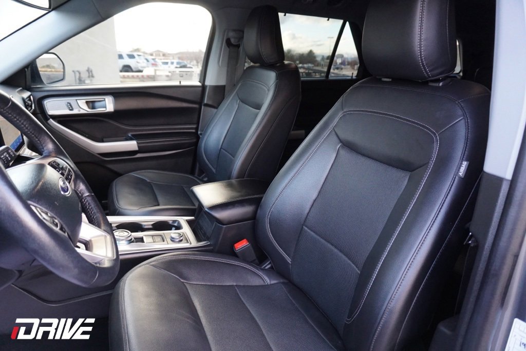 Used 2023 Ford Explorer Limited image 18
