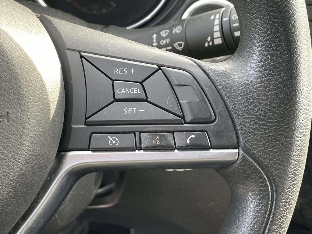 Used 2019 Nissan Rogue Sport SV image 21