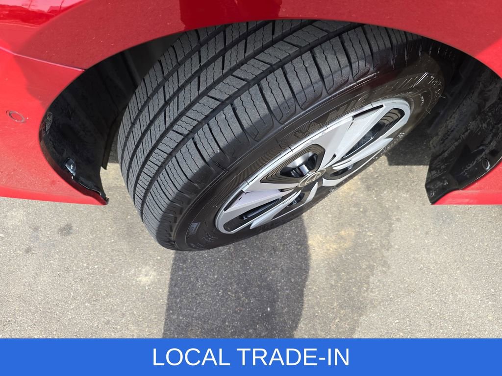 Used 2017 Toyota Prius Prime Advanced w/ Carpet Mat Package image 31