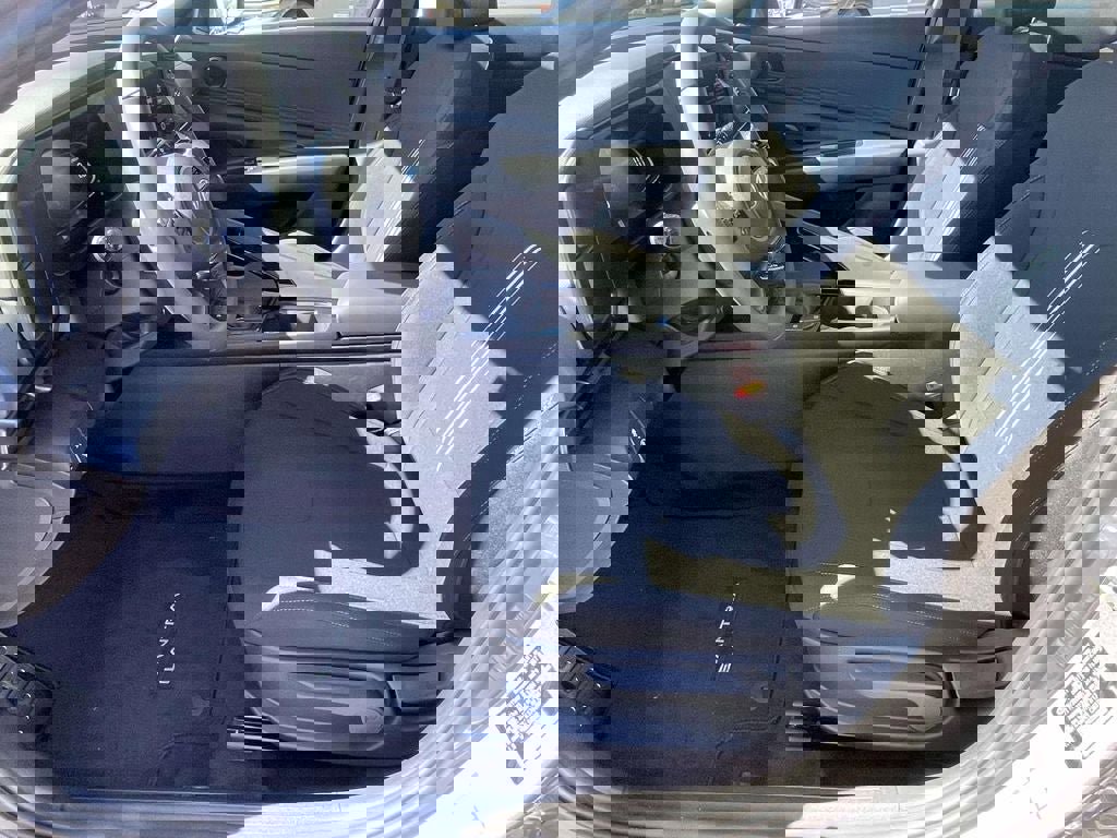 New 2026 Hyundai Elantra SEL Sport Premium image 13