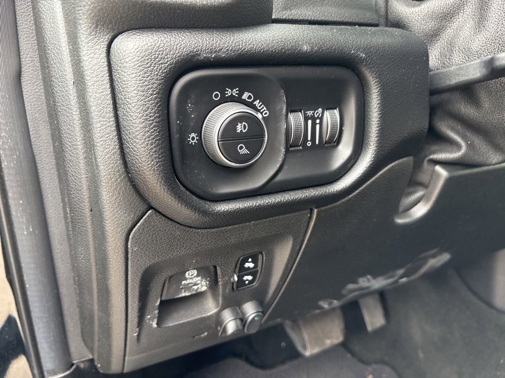 Used 2019 RAM 1500 Laramie image 20