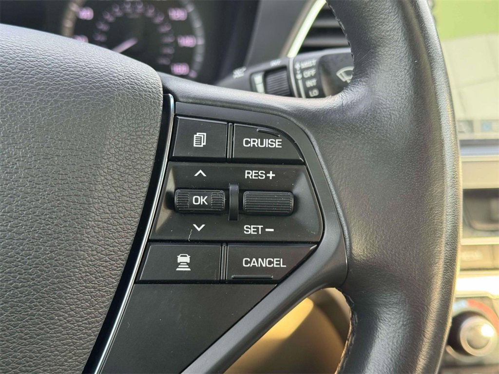 Used 2016 Hyundai Sonata Limited w/ Option Group 02 image 23