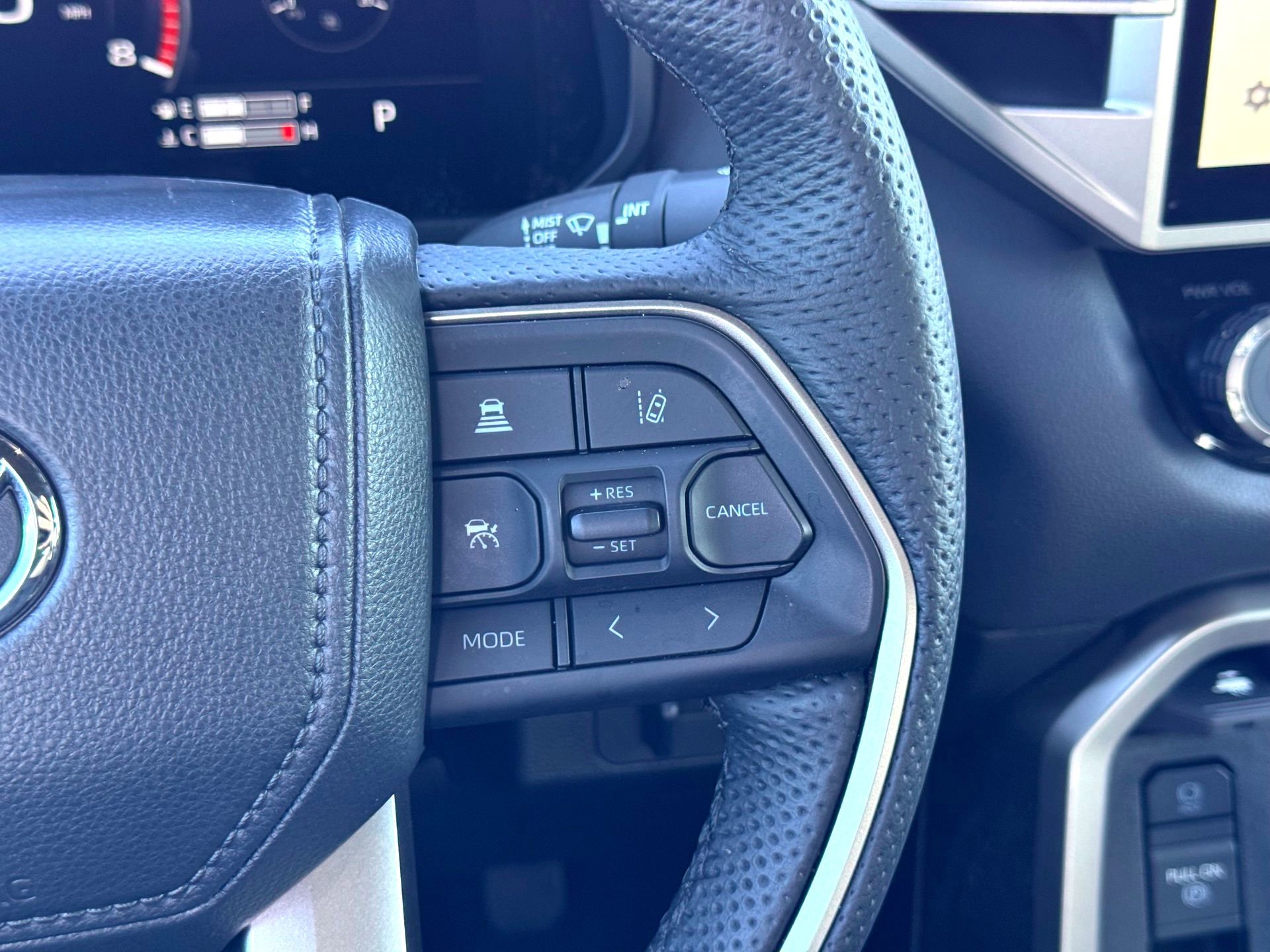 Used 2025 Toyota Tundra Limited image 26