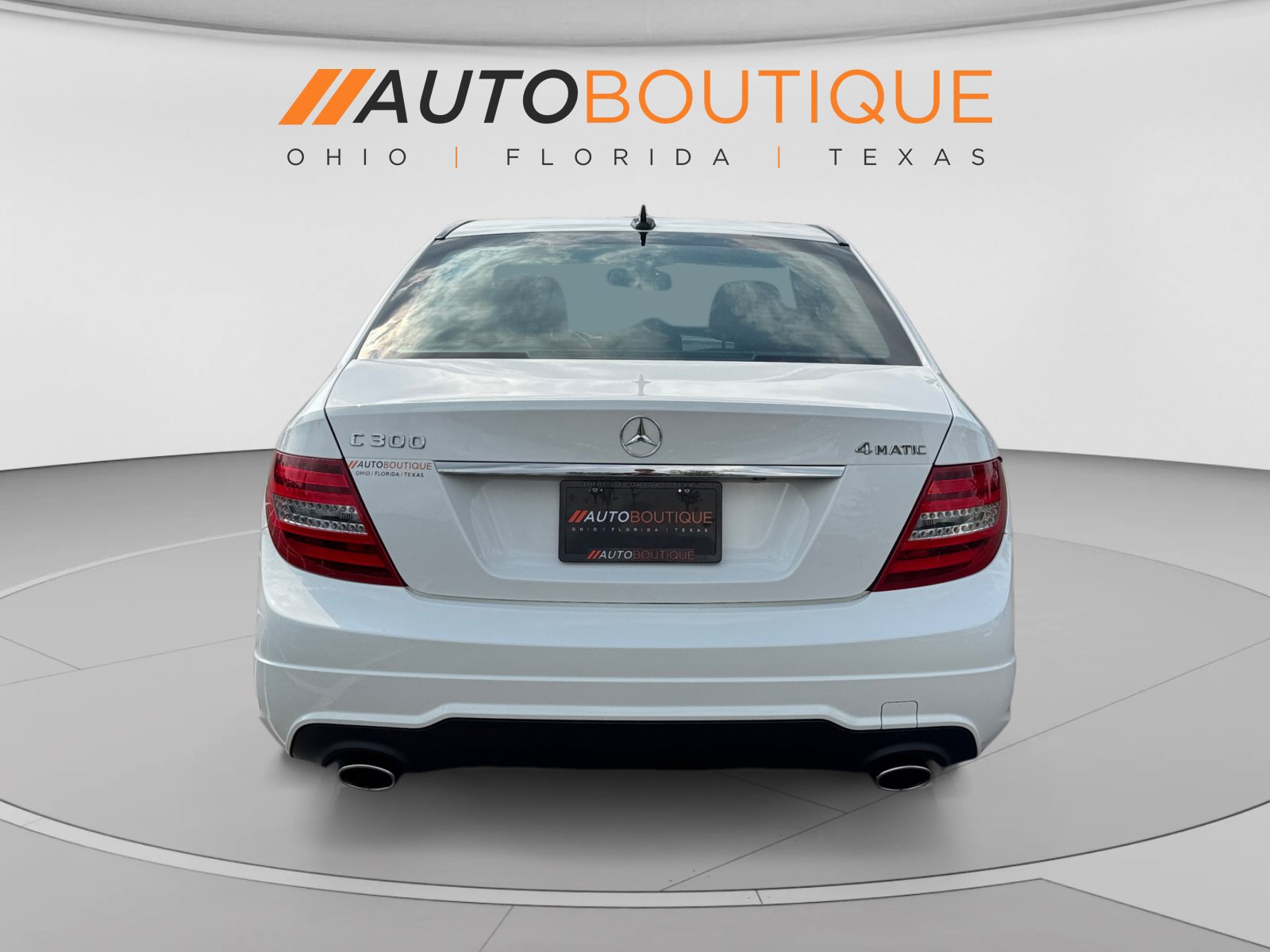Used 2013 Mercedes-Benz C 300 4MATIC Sedan image 4