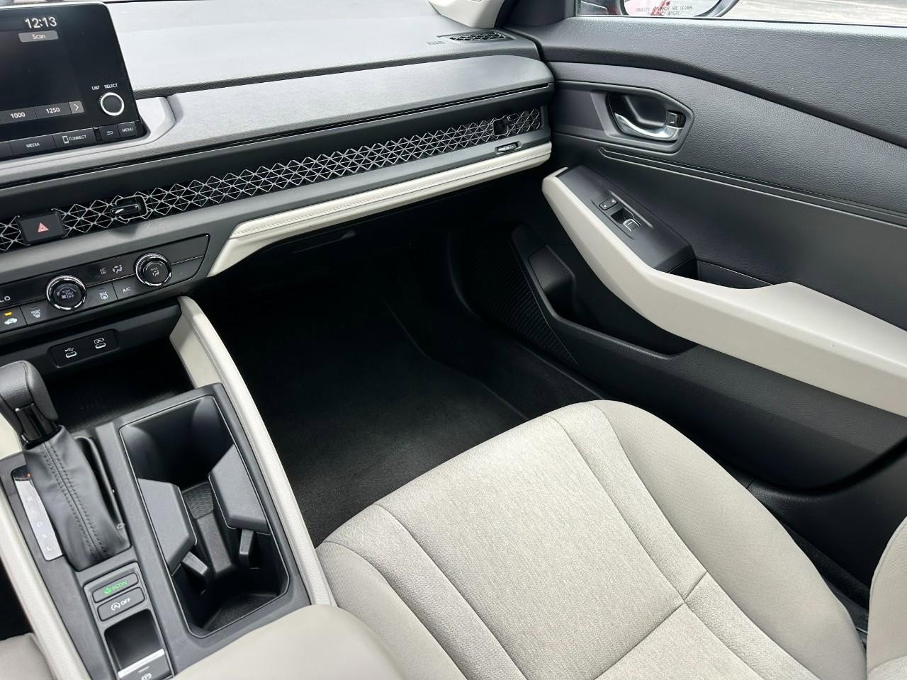 Certified 2023 Honda Accord LX image 15