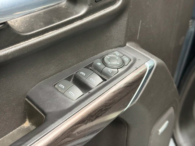 Used 2021 Chevrolet Silverado 1500 LTZ w/ Technology Package AWD/4WD image 20