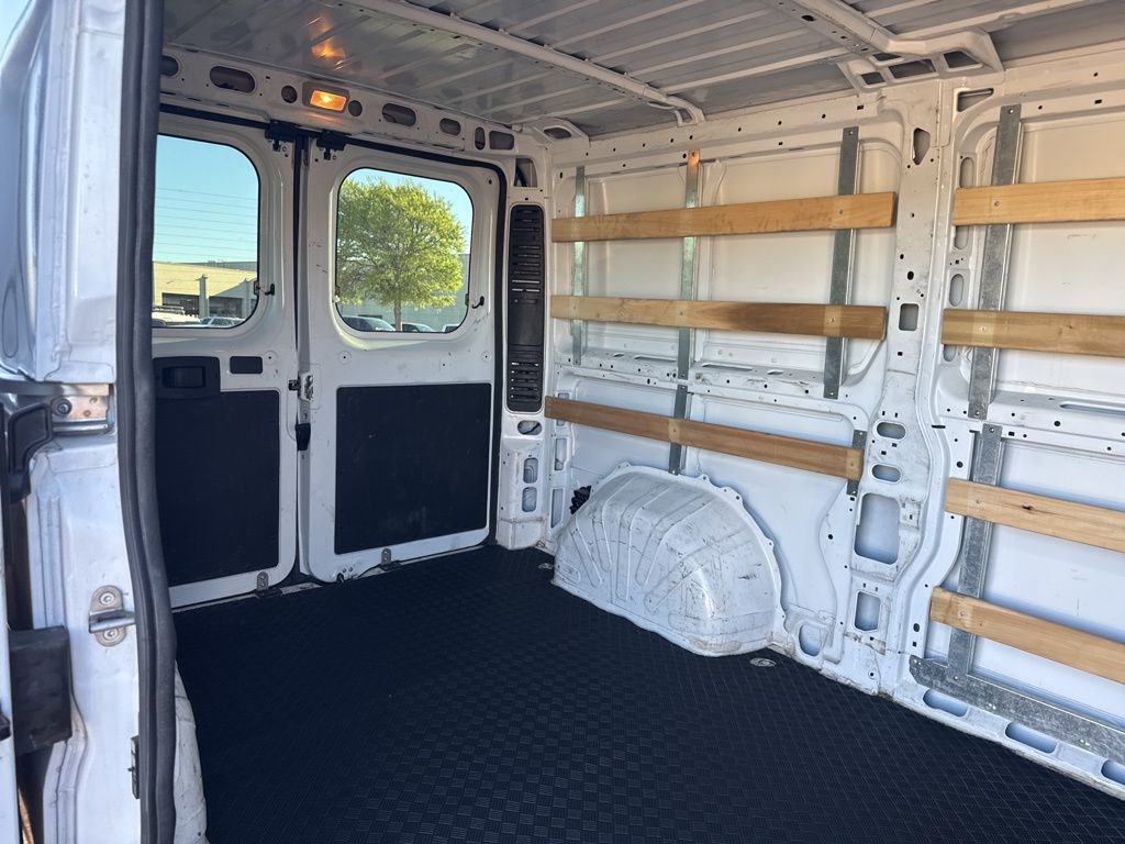 Used 2025 RAM ProMaster 2500 w/ U-Haul Equipment Group image 8