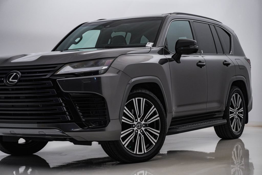 Used 2023 Lexus LX 600 4WD w/ Appearance Package image 2