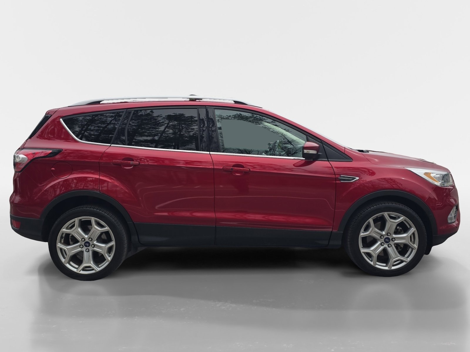 Used 2017 Ford Escape Titanium w/ Equipment Group 301A image 6