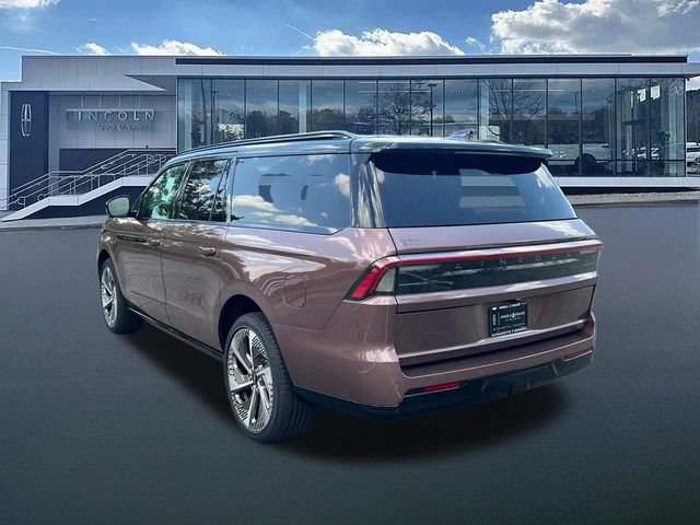 New 2027 Lincoln Navigator L Black Label w/ Black Label Special Edition AWD/4WD image 5