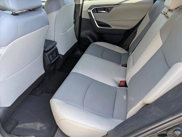 Used 2023 Toyota RAV4 XLE Premium image 20