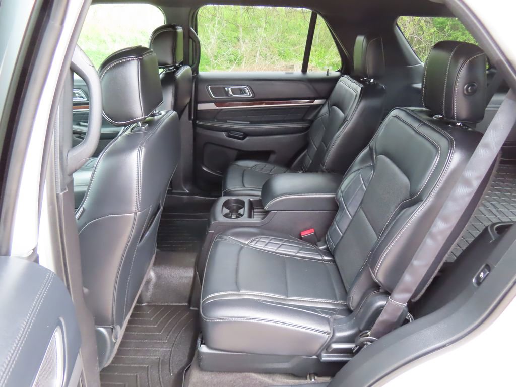 Used 2017 Ford Explorer Platinum AWD/4WD image 27