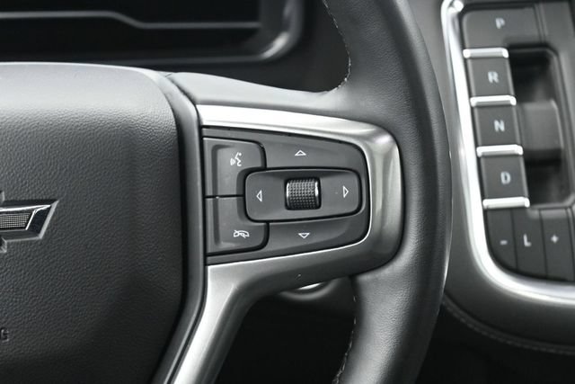 Used 2023 Chevrolet Tahoe Z71 w/ Luxury Package AWD/4WD image 19