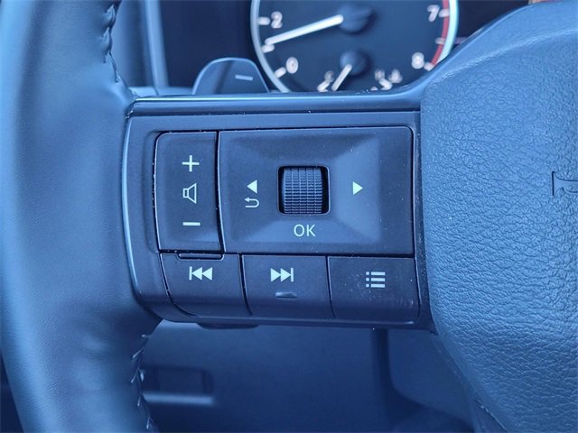 Used 2025 Nissan Rogue SV w/ SV Premium Package image 25