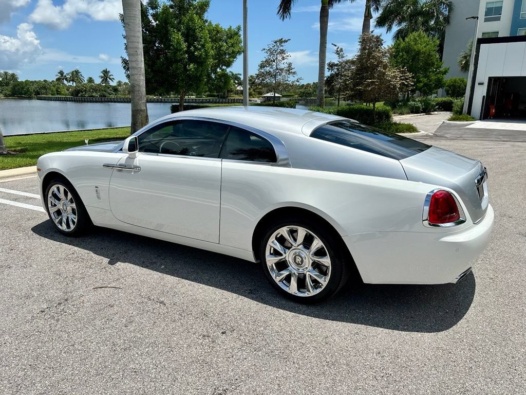 Used 2020 Rolls-Royce Wraith RWD image 9