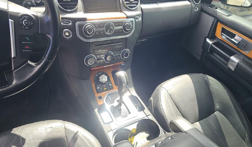 Used 2011 Land Rover LR4 HSE AWD/4WD image 4