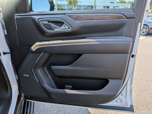 Used 2023 Chevrolet Tahoe Premier AWD/4WD image 40